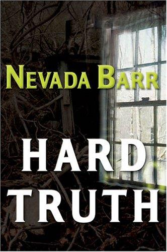 Hard Truth (Anna Pigeon Mysteries)
