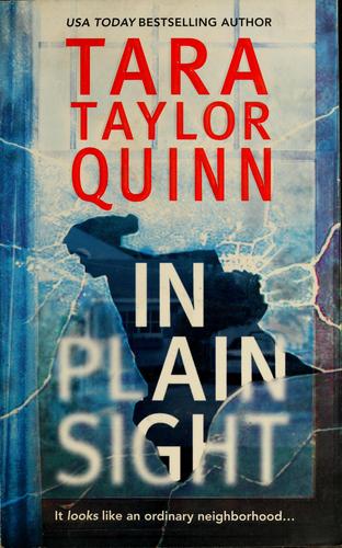 In Plain Sight (Mira Romantic Suspense)