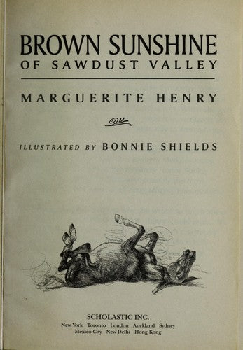 Brown Sunshine Of Sawdust Valley (Scholastic)