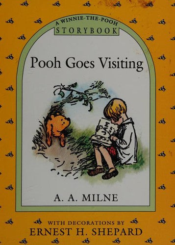 Pooh Goes Visiting (Pooh Storybook)